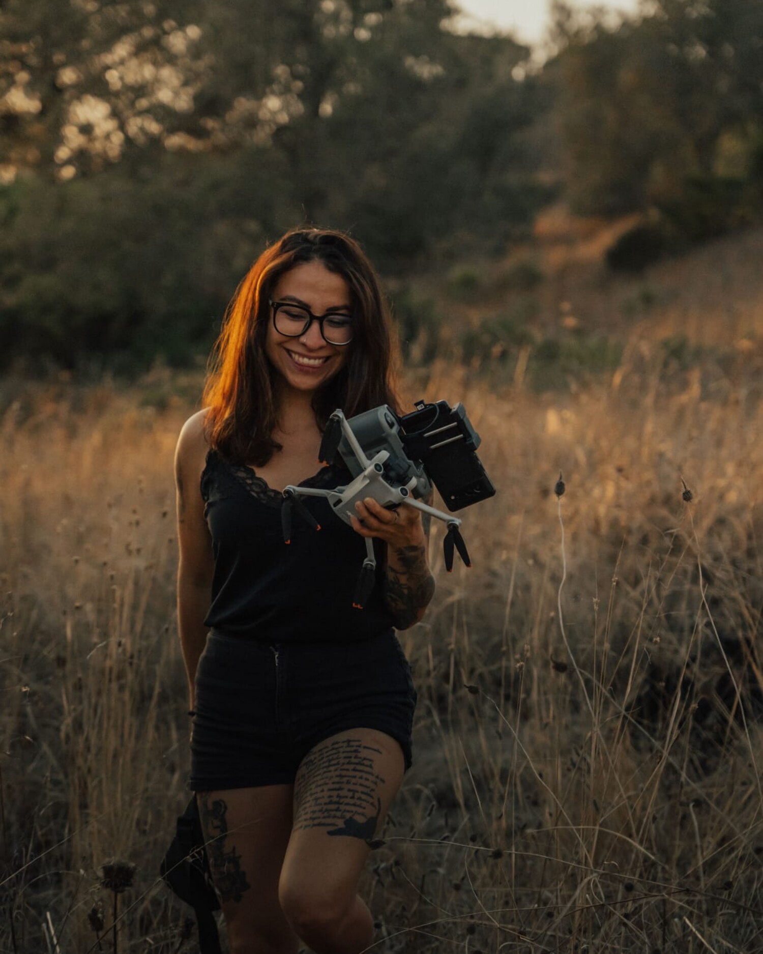 Bere Cruz , fundadora e diretora criativa, videógrafa, gestora das redes sociais, designer e especialista em branding no Punctum, agência criativa em Lisboa, Portugal.